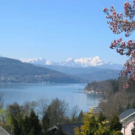 Holiday Apartment Krumpendorf Krumpendorf