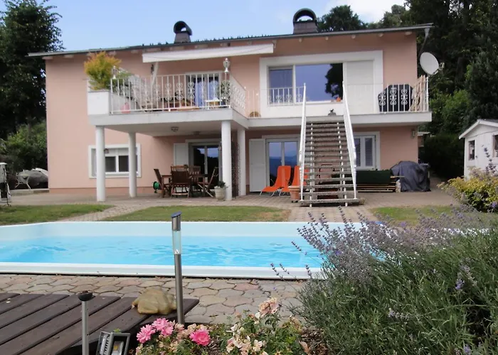 Holiday Apartment Krumpendorf